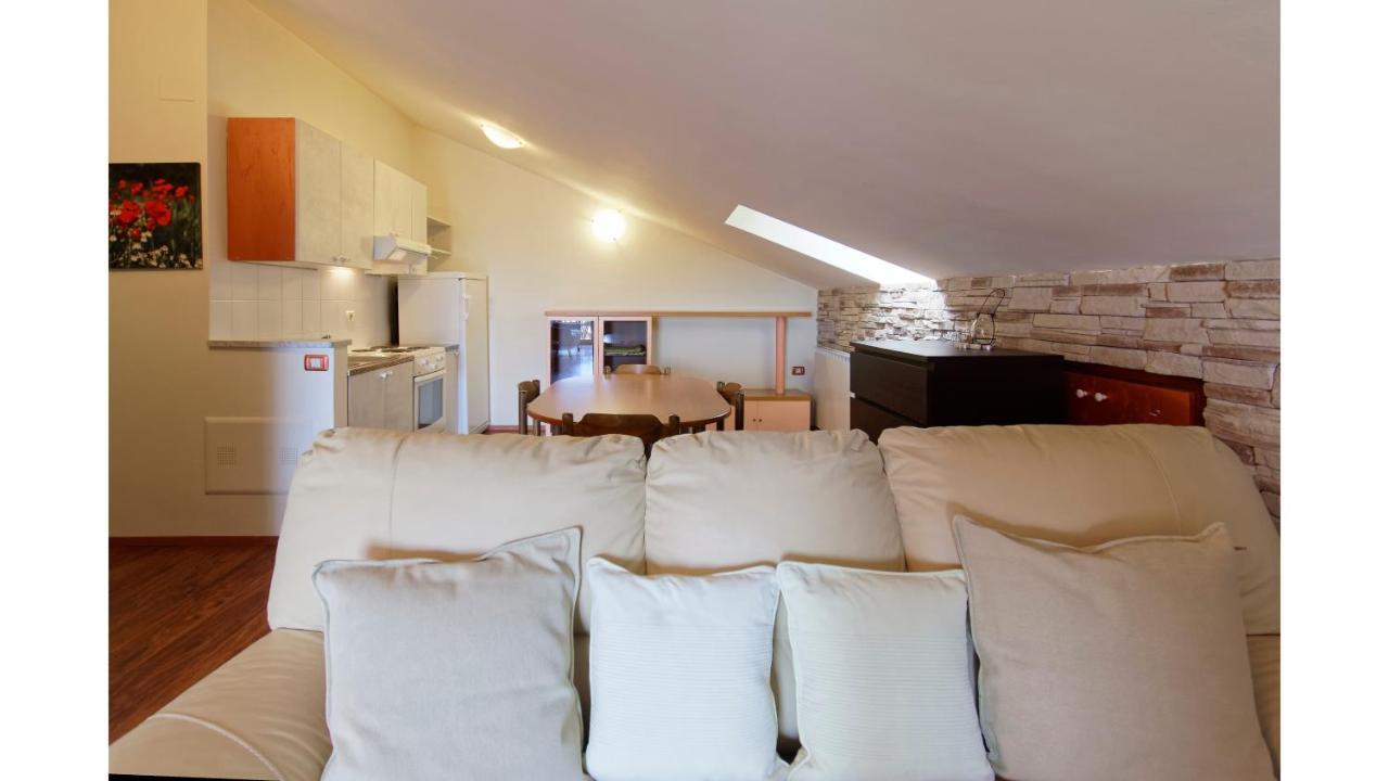 Apartments El Faro Савудрия Экстерьер фото