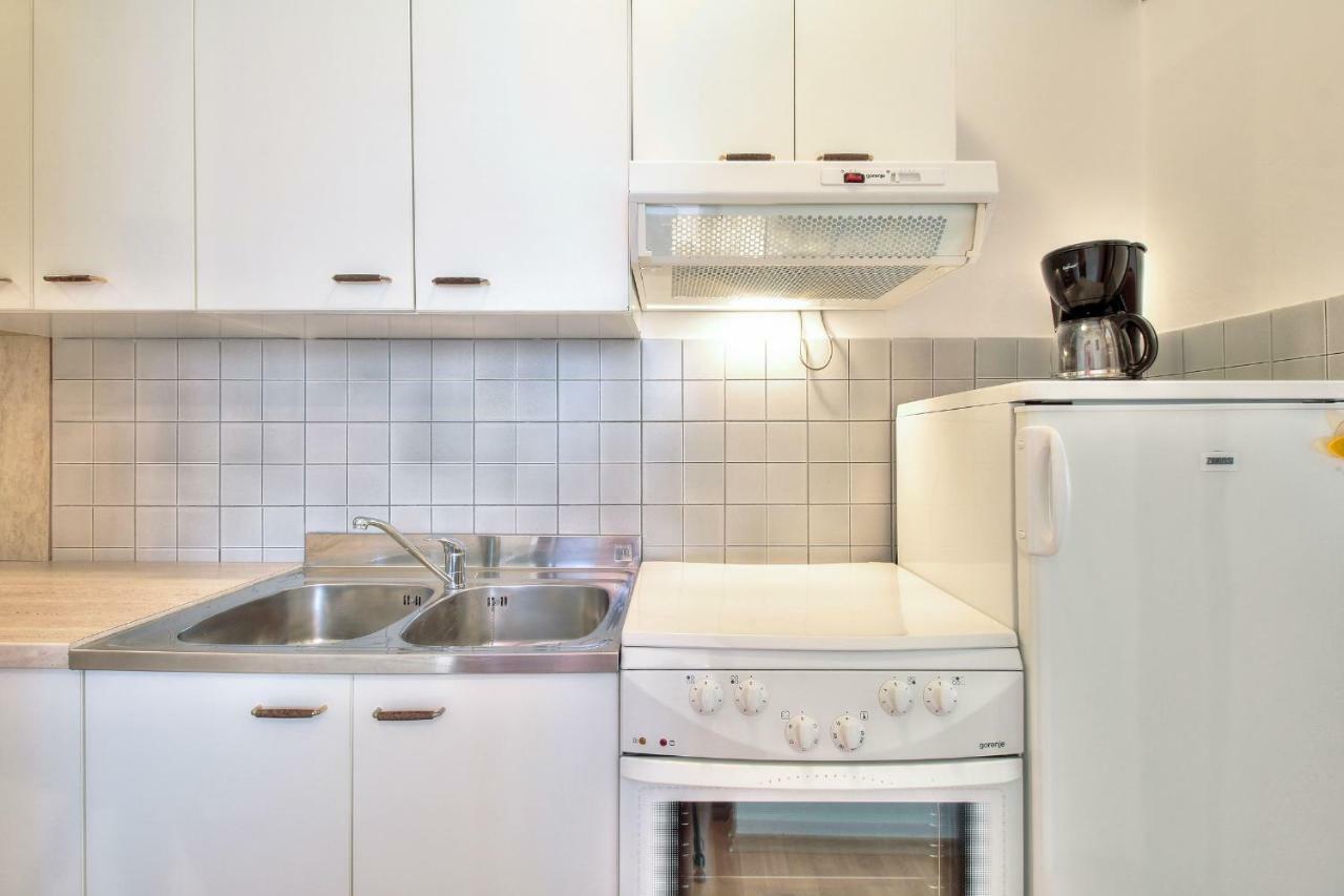 Apartments El Faro Савудрия Экстерьер фото