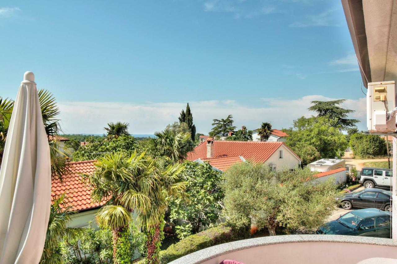 Apartments El Faro Савудрия Экстерьер фото